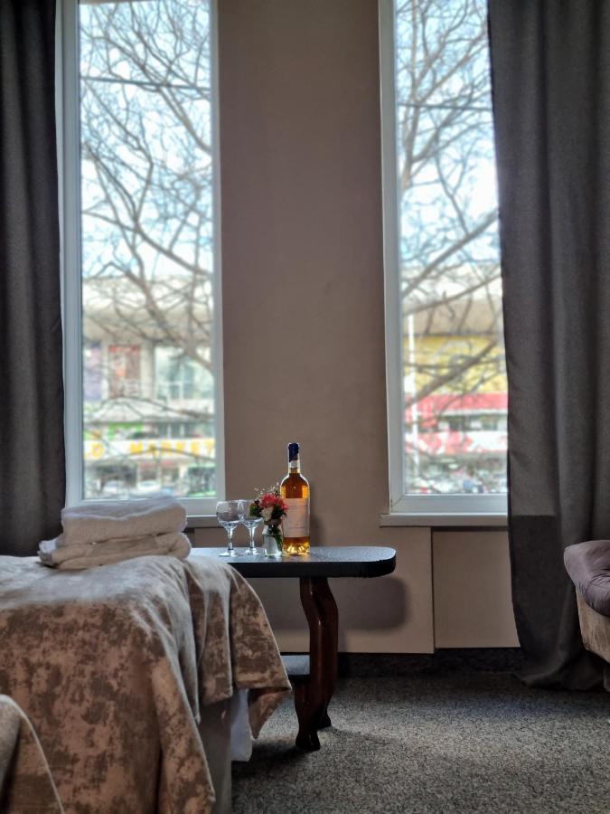 Rail Hotel ティビリシ エクステリア 写真